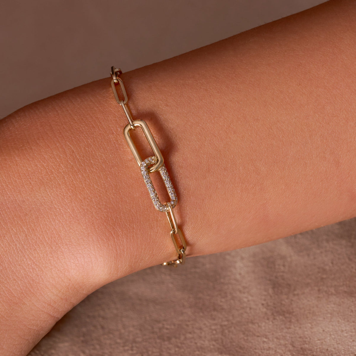 Solo Diamond Link Bracelet
