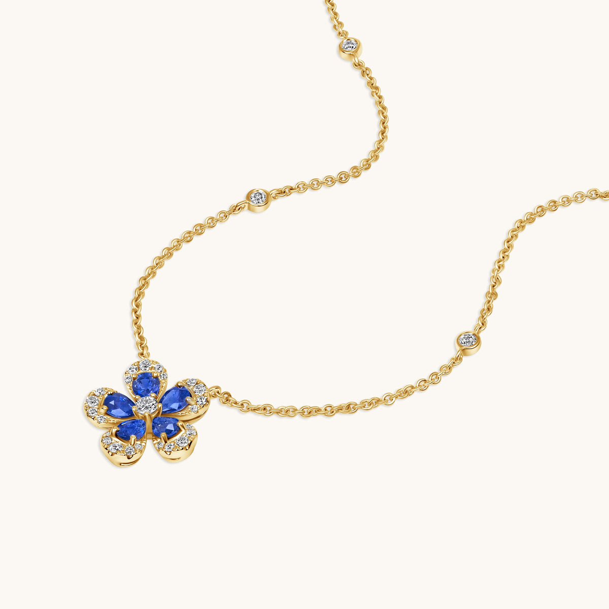 Blooming Flower Necklace