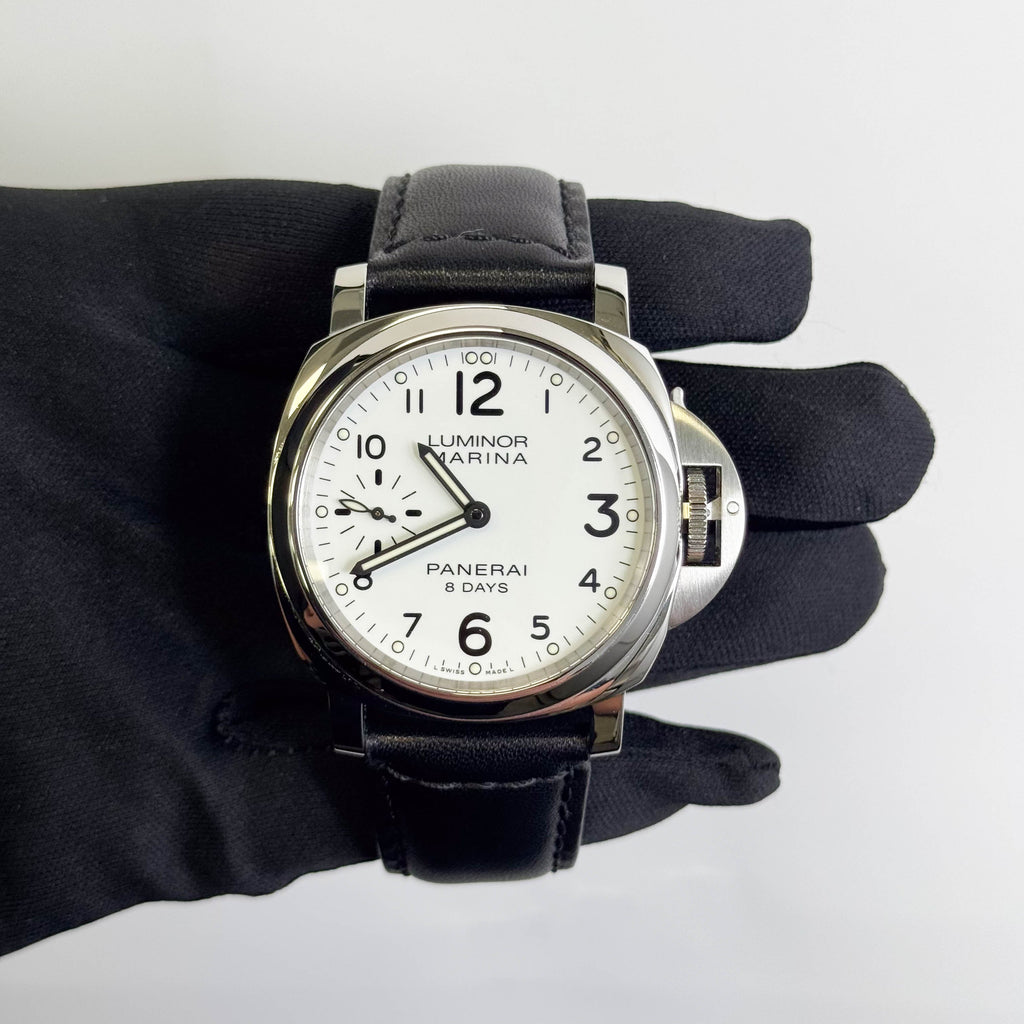 Panerai Luminor Marina 44mm White Dial Watch Ref# PAM00563