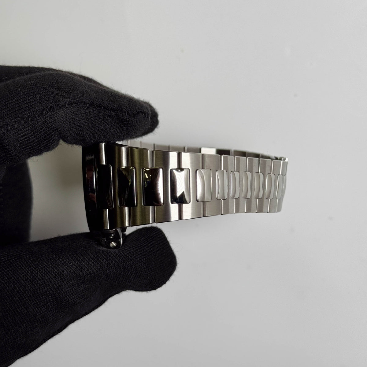 Patek Philippe Nautilus 40.5mm Blue Dial Watch Ref # 5726/1A-014