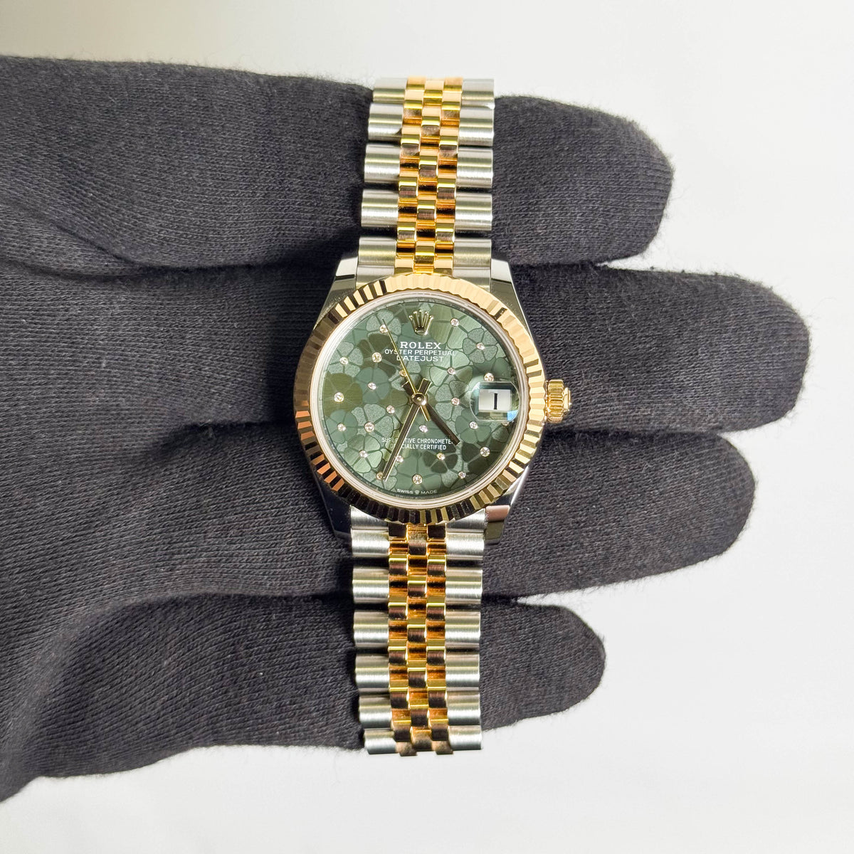 Rolex Datejust 31mm Green Dial Watch Ref# 278273