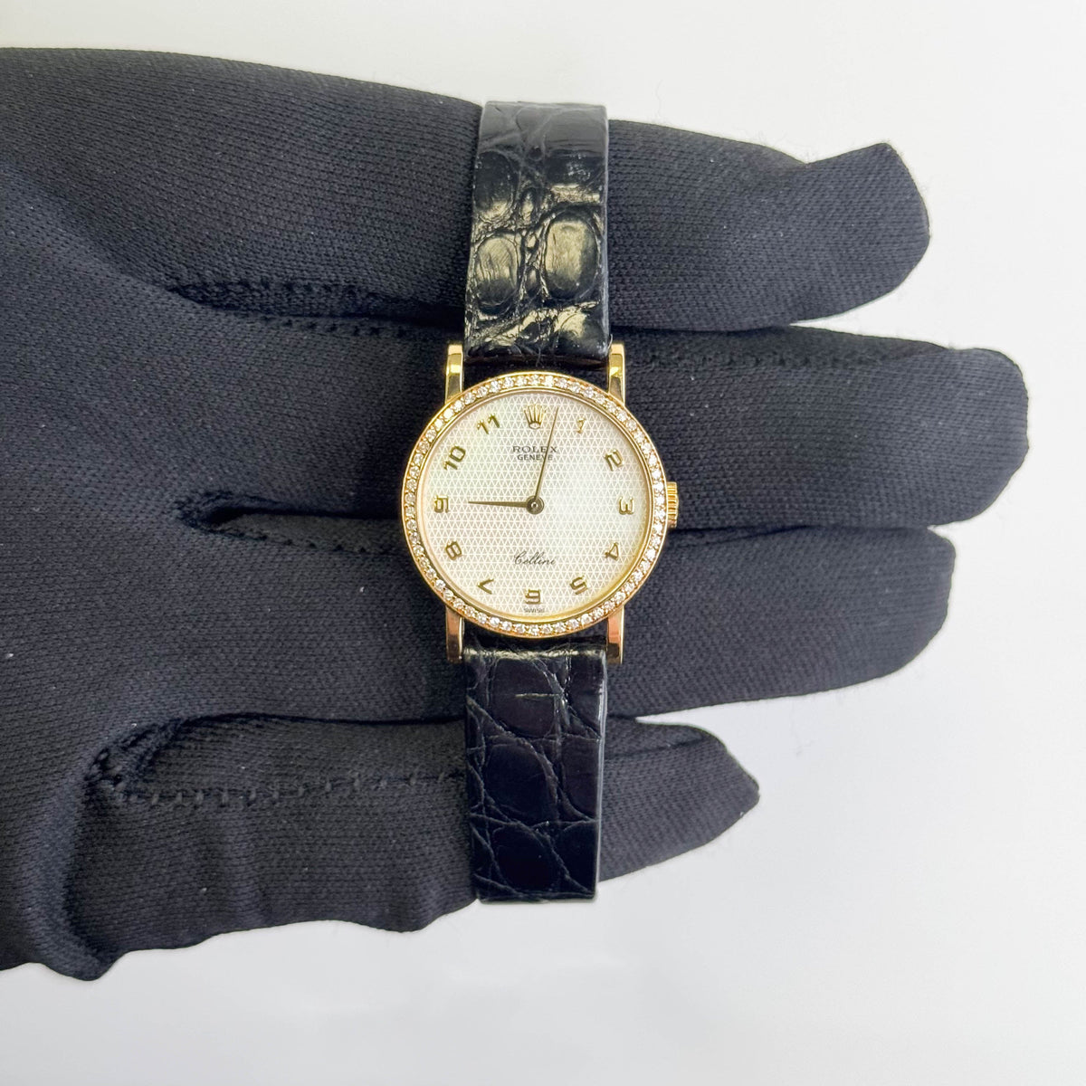 Rolex Cellini 24mm Factory Mother of Pearl Dial and Factory Diamond Bezel Watch Ref: 5113 (Copy)