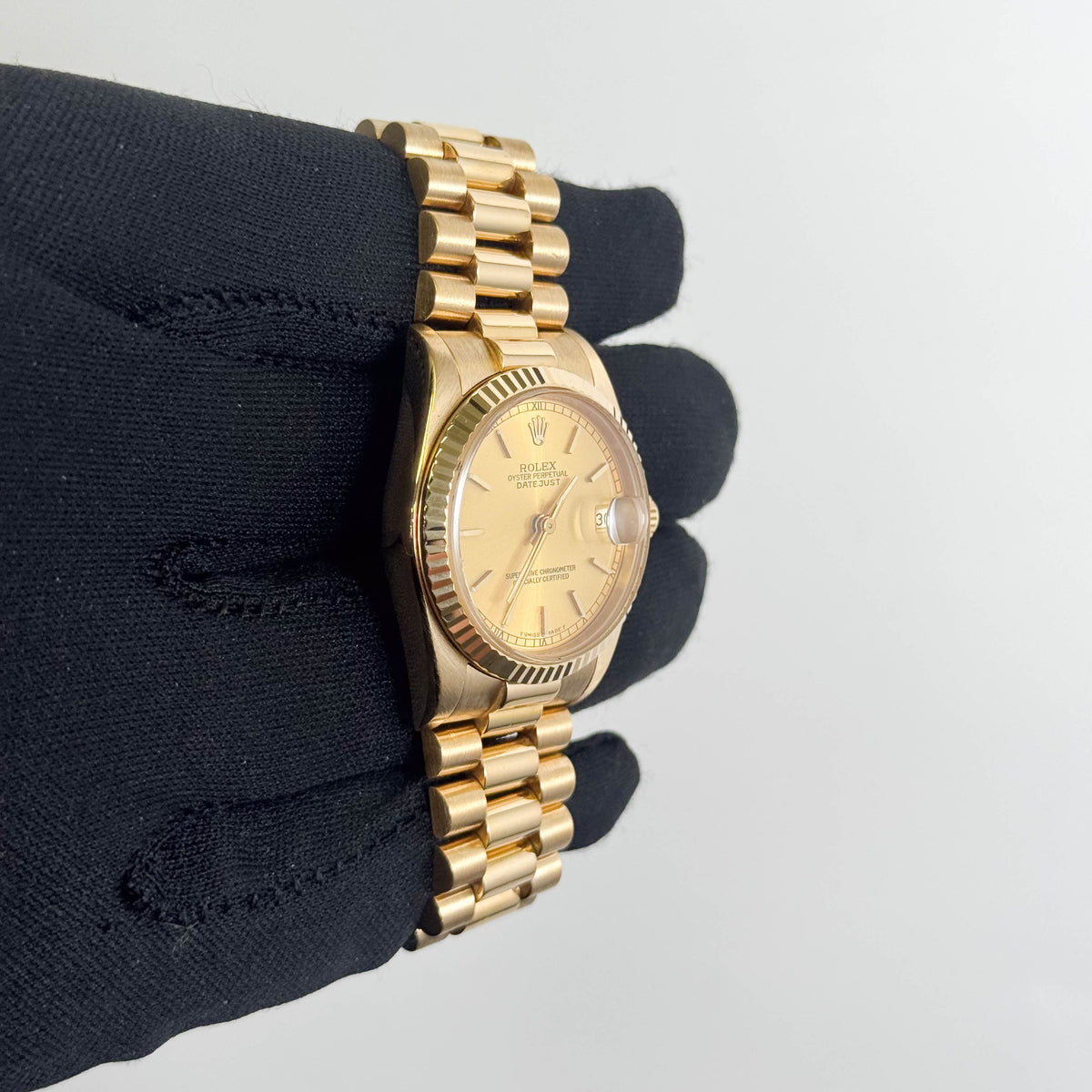 Rolex Datejust 31mm Champagne Diamond Dial Watch Ref# 68278