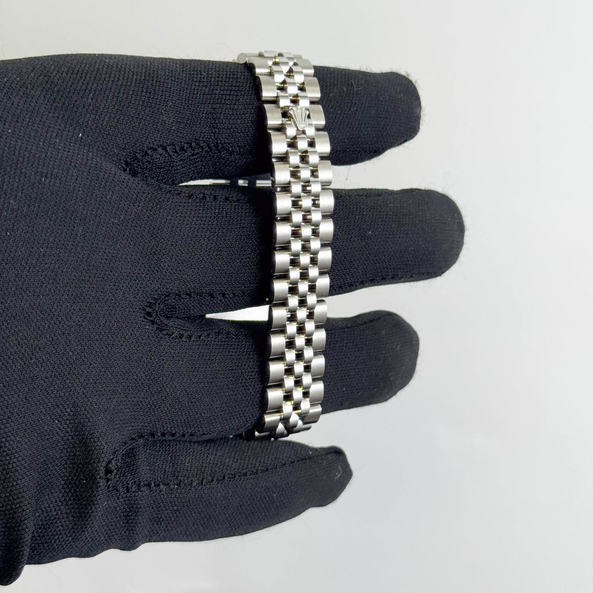 Rolex Lady Datejust 28mm Mother of Pearl Dial Watch Ref# 279174