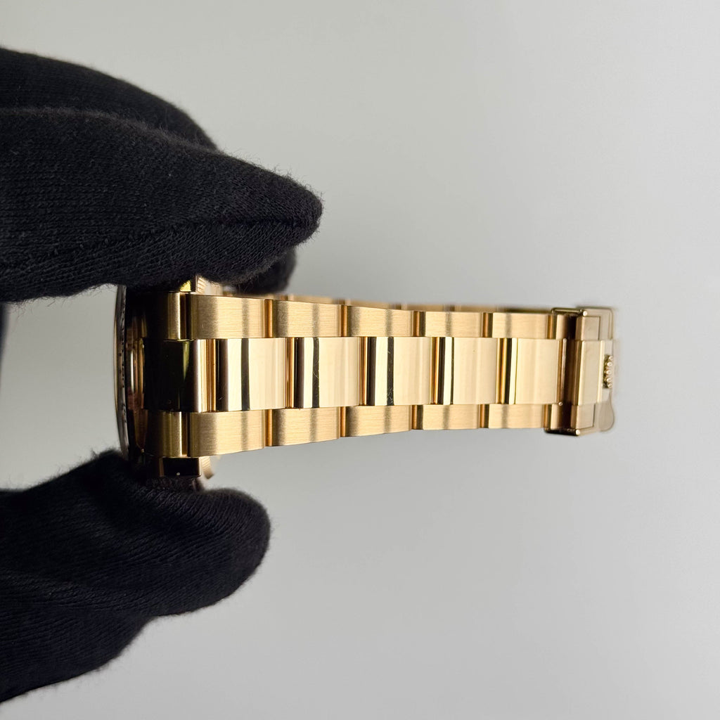 Rolex Daytona 40mm Black Dial Watch Ref# 126508
