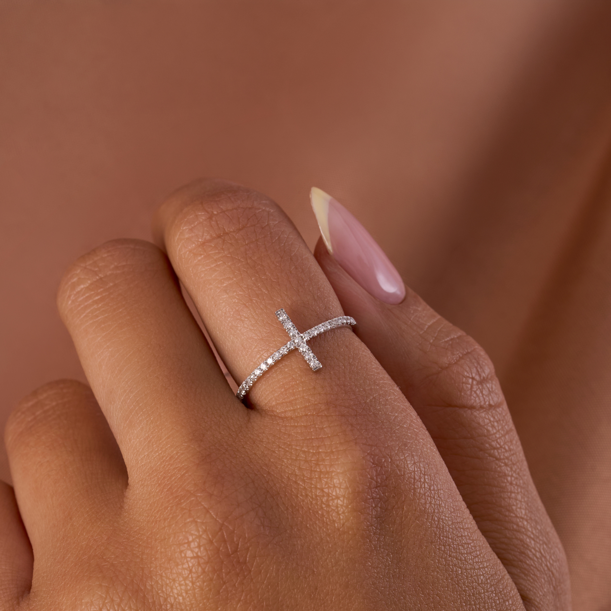 Thin Diamond Cross Ring